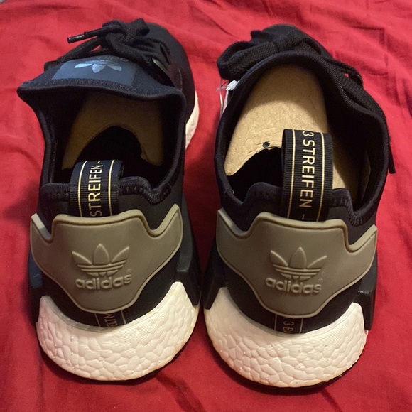 NIB Adidas NMD_R1 black and white size: 12 - Picture 4 of 9